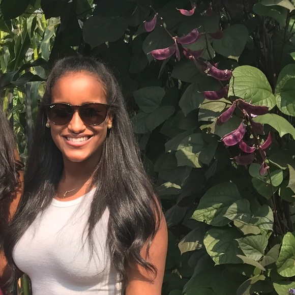 Profile Picture of Saba Tesfamariam (@stesfama) on Poshmark