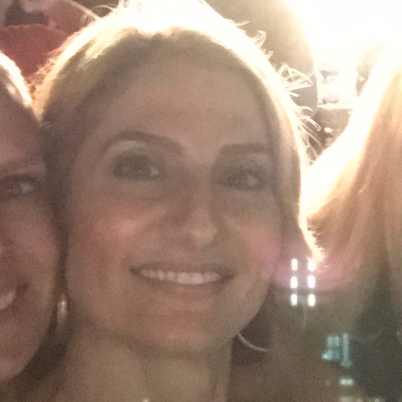 Profile Picture of Mary Gervasini (@mgervasini) on Poshmark