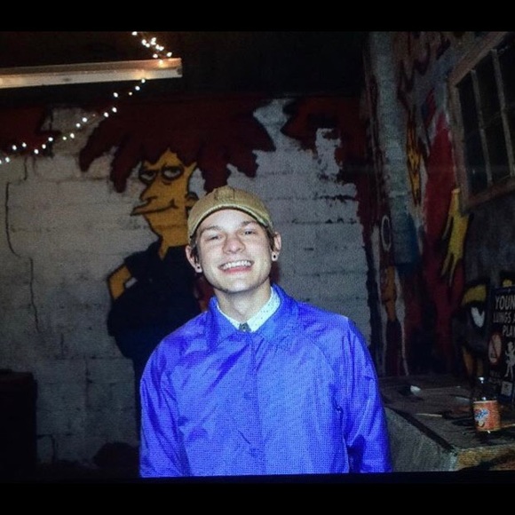 Profile Picture of Adam Falatko (@caspaaaaaaa) on Poshmark