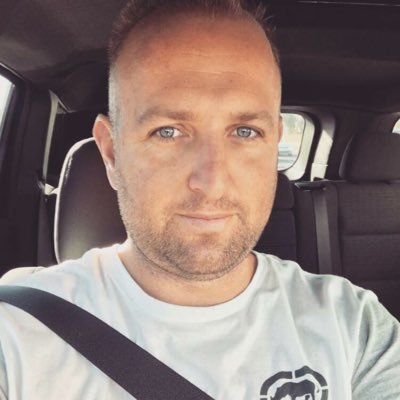 Profile Picture of Peter Woolsey (@petercliffy) on Twitter