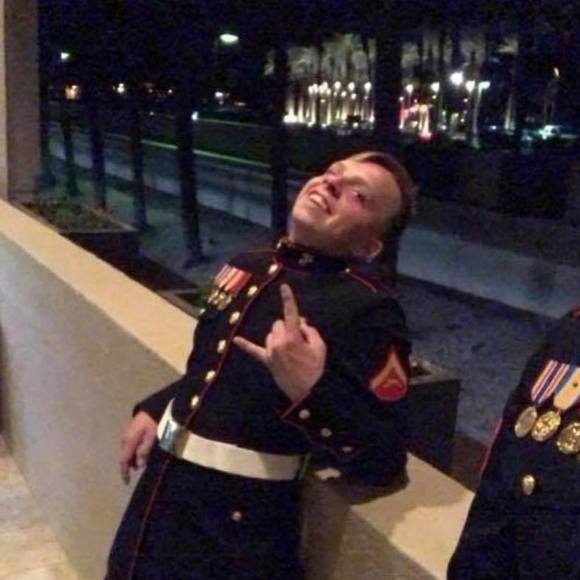 Profile Picture of Austin Ray (@batistabomb1052) on Poshmark