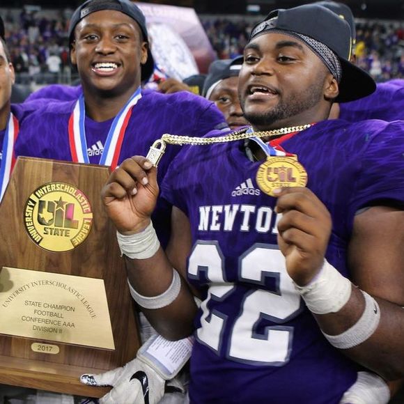 Profile Picture of Evander Williams (@evander_w) on Poshmark