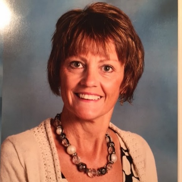 Profile Picture of Marsha Potthoff (@mlpotthoff) on Poshmark
