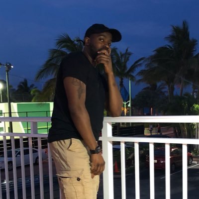 Profile Picture of Lee (@Slickdude81Boyd) on Twitter
