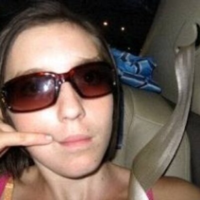 Profile Picture of Heather Bushman (@lov2befly) on Twitter