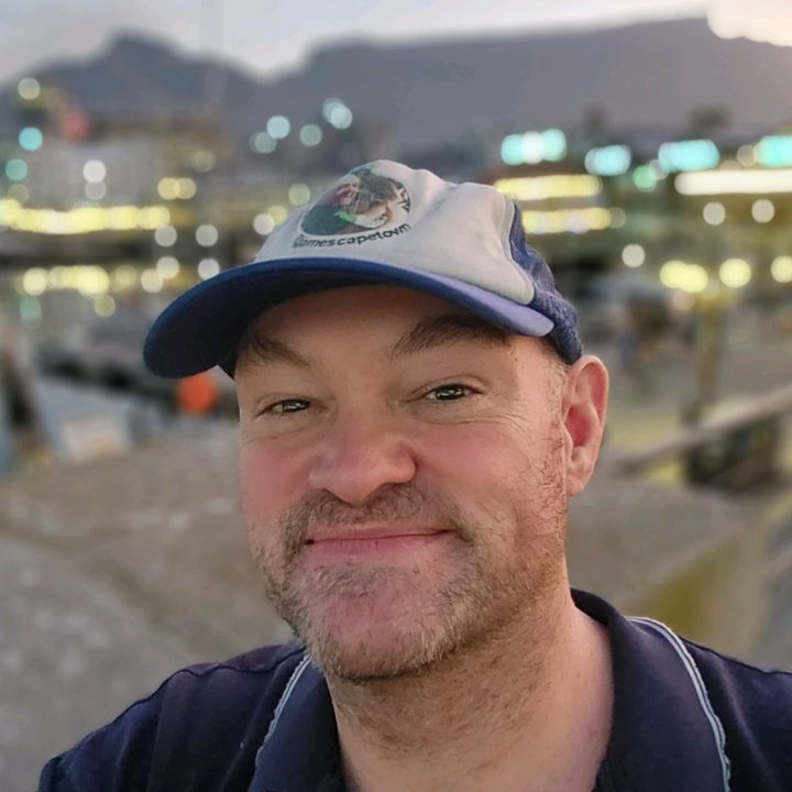 Profile Picture of James Costello 😎🌍🇿🇦 (@jamescapetown) on Tiktok