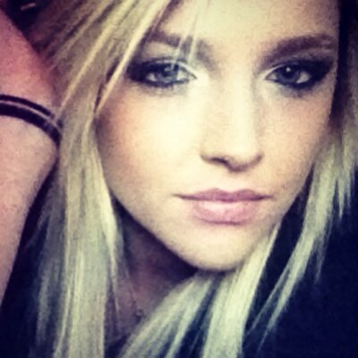 Profile Picture of Amanda Shackelford (@amandalanell1) on Twitter