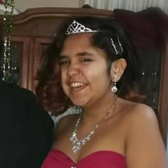 Profile Picture of Heather Mckay (@azzy_mckay21) on Poshmark