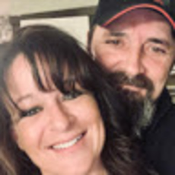 Profile Picture of Shauna Narum (@shauna_narum) on Poshmark