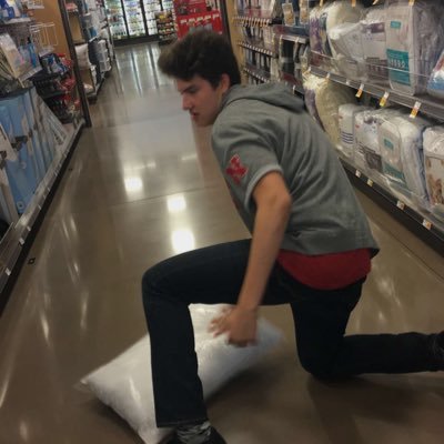 Profile Picture of Matthew Vining (@MattyVining) on Twitter