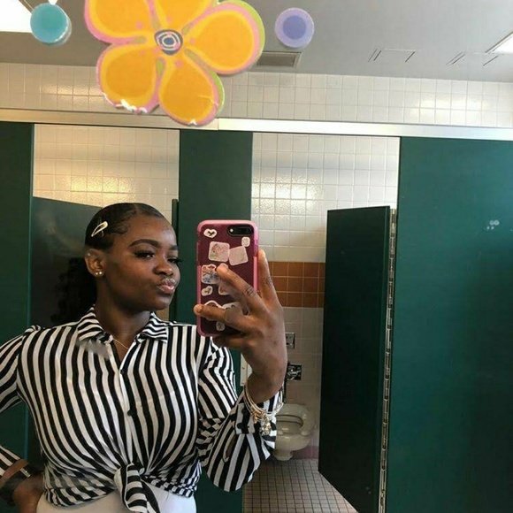 Profile Picture of Alice Musa (@alicemusa431) on Poshmark