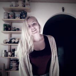 Profile Picture of Michelle Vang Damm (@MichelleVangDam) on Twitter