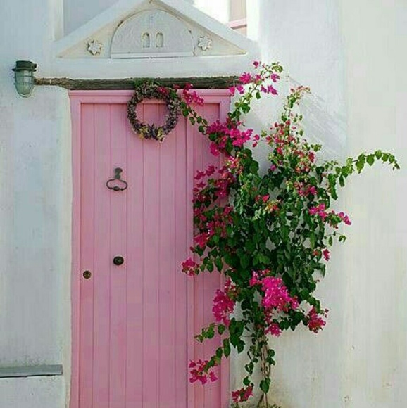 Profile Picture of Dierdra Daniels (@dierdra1960) on Poshmark