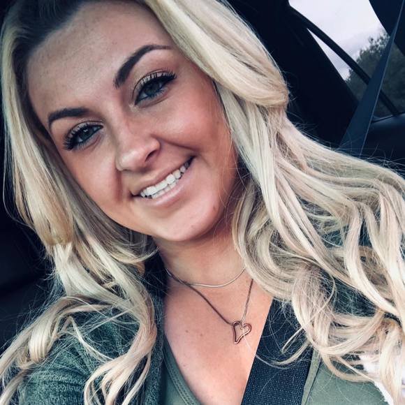 Profile Picture of Sam Curry (@samcurry262) on Poshmark