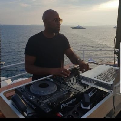 Profile Picture of Johnathan Joseph (@@DJSpoony) on Twitter