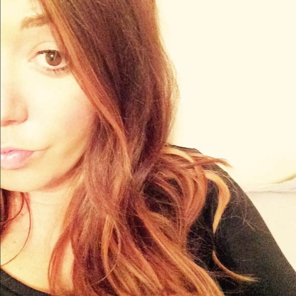 Profile Picture of Alicia Werger (@awerger) on Poshmark