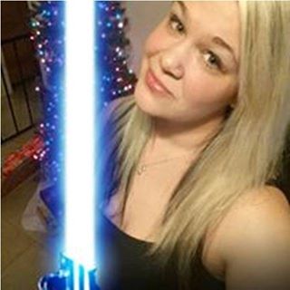 Profile Picture of Bonnie Ponce (@bonnie.ponce.94) on Facebook