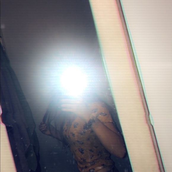 Profile Picture of Desiree Nagorka (@desireenagorka) on Poshmark