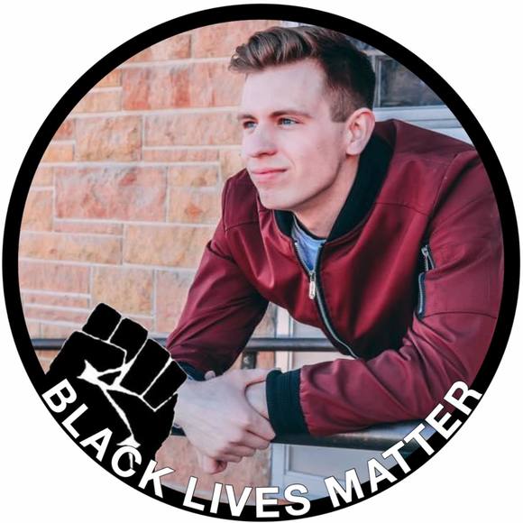 Profile Picture of Steve Hensley (@stevenhensley25) on Poshmark