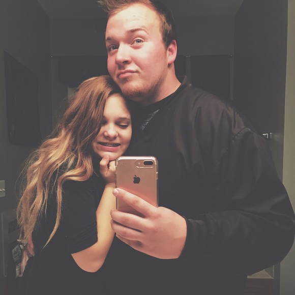 Emily Papenberg - Poshmark Profile Picture of Emily Papenberg (@emily_papenberg) on Poshmark