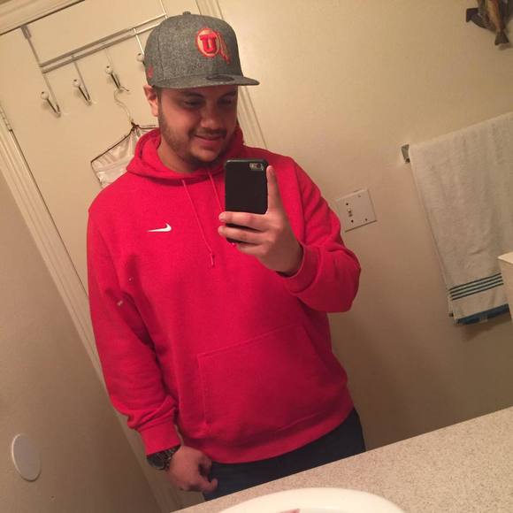 Profile Picture of Jason Cantu (@azaleia2014) on Poshmark