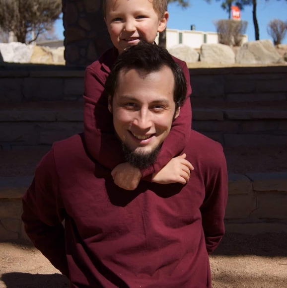 Profile Picture of Johnathon Turek (@johnathonturek) on Poshmark