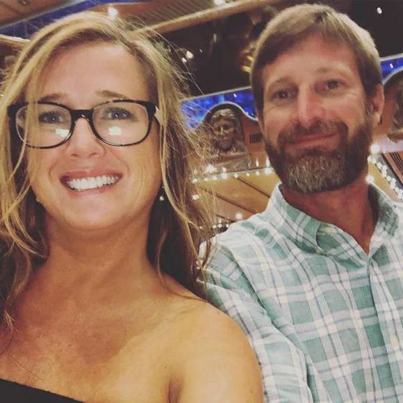 Profile Picture of Rhyn-becky Brogden (@beckybrogden) on Poshmark