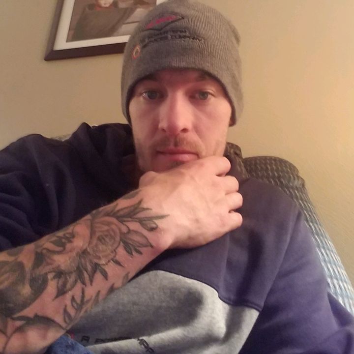 Profile Picture of Johnn1987 (@buckk1987) on Tiktok