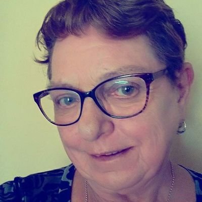 Profile Picture of Lucille Parker (@LucyParkerBell) on Twitter