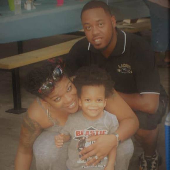 Profile Picture of Ebony Lenise (@ebonylenise) on Poshmark