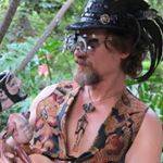 Profile Picture of Doug Hammett (@artplaylove) on Instagram