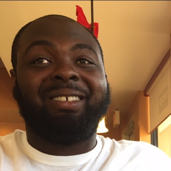 Profile Picture of Jamin Edwards (@threeking5) on Poshmark