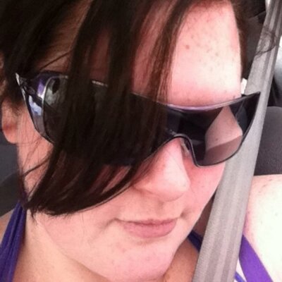 Profile Picture of Elizabeth Barfield (@missbrissygal87) on Twitter