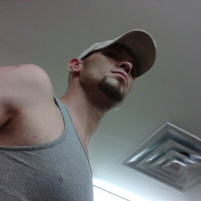 Profile Picture of Charles Grayson (@@SpitzMcGee3D) on Twitter