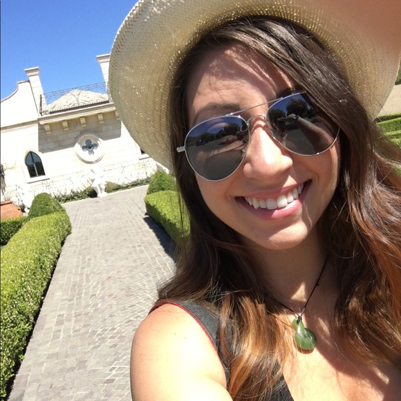 Profile Picture of Christina Randazzo (@jemmas_closet) on Poshmark