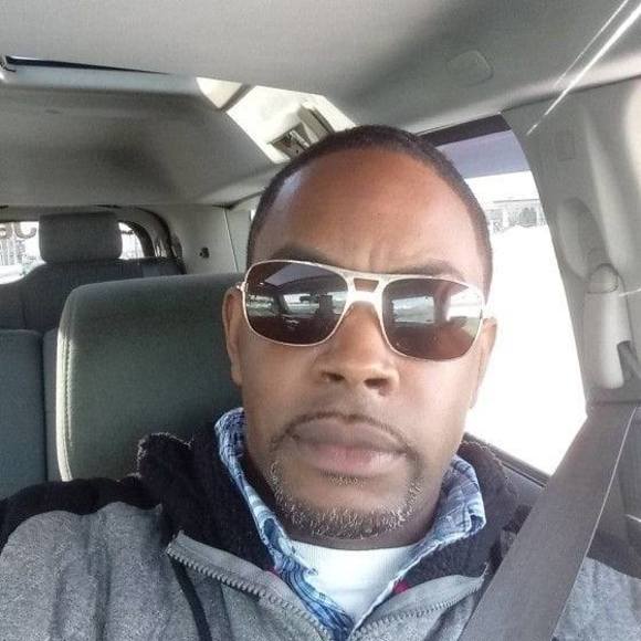 Profile Picture of Christian Holloway (@cholloway2) on Poshmark