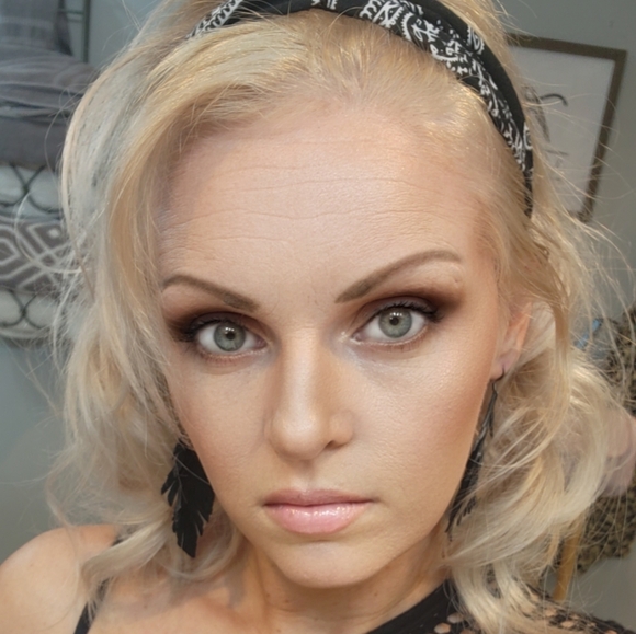 Profile Picture of Christina Pattillo (@mrspattillo) on Poshmark