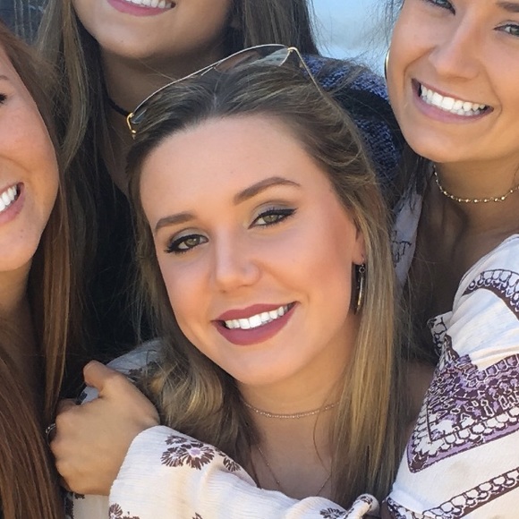 Profile Picture of Katherine Morsman (@kemo244) on Poshmark