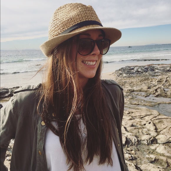 Profile Picture of Paige Benninghoff (@paigemb4) on Poshmark