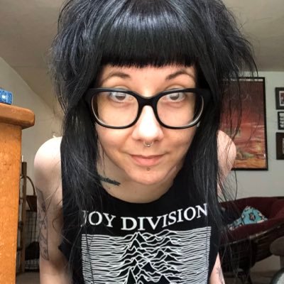 Profile Picture of 🦕Shannon Benjamin🦖 (@CakeOSaurusRex) on Twitter