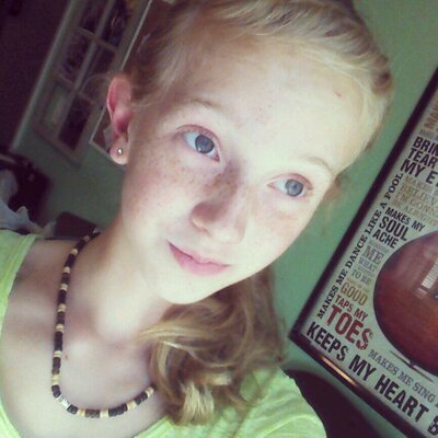 Profile Picture of Diana Unruh (@ilovemycello) on Twitter