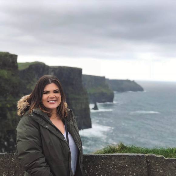 Profile Picture of Troy Layouni (@tlayouni) on Poshmark