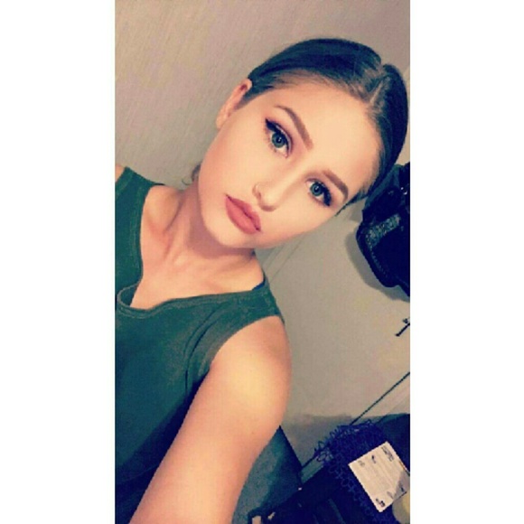 Profile Picture of Cierra Scott (@cierras1020) on Poshmark