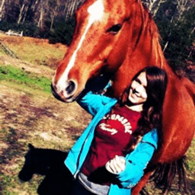 Profile Picture of Carie Perez (@carie_perez) on Twitter