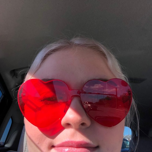 Profile Picture of Anna beth Mayerhoff (@annabethm01) on Poshmark