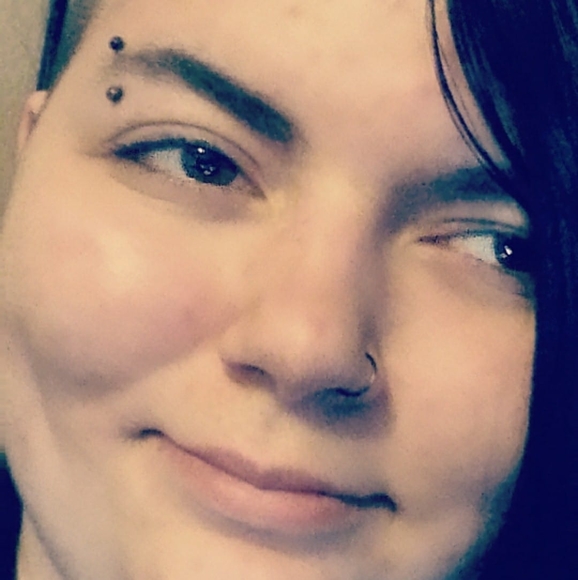 Profile Picture of Alex Ingerson (@alexingerson666) on Poshmark