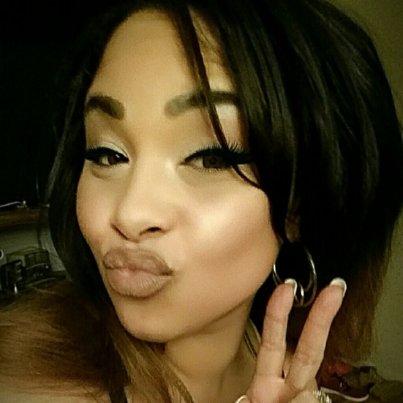 Profile Picture of Jasmine Campolito (@icandi13) on Poshmark