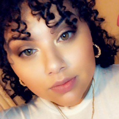 Profile Picture of Jazmin Cintron (@CintronJazmin) on Twitter