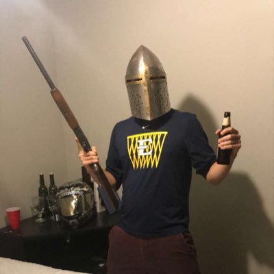 Profile Picture of Wesley (@king__james11) on Twitter