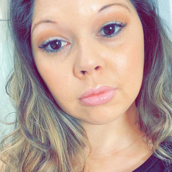 Profile Picture of Kimberly Vitkovitsky (@vitko) on Poshmark